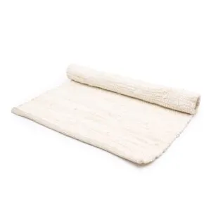 bG9jYWw6Ly9tZWRpYS9ITi84RC82MFIzMEMxRzZXVDM4REhOL2Q5M2FiYmYxLmpwZWc.webp Medium Indian Handloom Cotton Rug - Cream