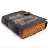 bG9jYWw6Ly9tZWRpYS9IUS9KRC82MFIzMEMxRzZSVzNKREhRL2U5YTYzMmFhLmpwZWc.webp Book of Shadows - 200 pages decle-edged - 15x21cm