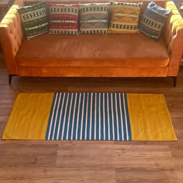 bG9jYWw6Ly9tZWRpYS9IUi80Qy82MFIzMEMxRzZSVks0Q0hSLzVkMGZkOTY4LmpwZWc.webp Indian Cotton Rug - 70x170cm - Yellow/ Blue