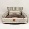 bG9jYWw6Ly9tZWRpYS9TSi9HQy82MFIzMEMxSjZSVktHQ1NKLzE3ZjEyMjM4LmpwZw.webp PAW Bed – Medium Sofa – Brown Stripes – 60 × 60 × 28cm