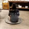 bG9jYWw6Ly9tZWRpYS9TSy84Qy82MFIzMEMxRzZNVzM4Q1NLLzdhMWYyZGYxLmpwZWc.webp Round Jute and Recycle Denim Rug- 90 cm